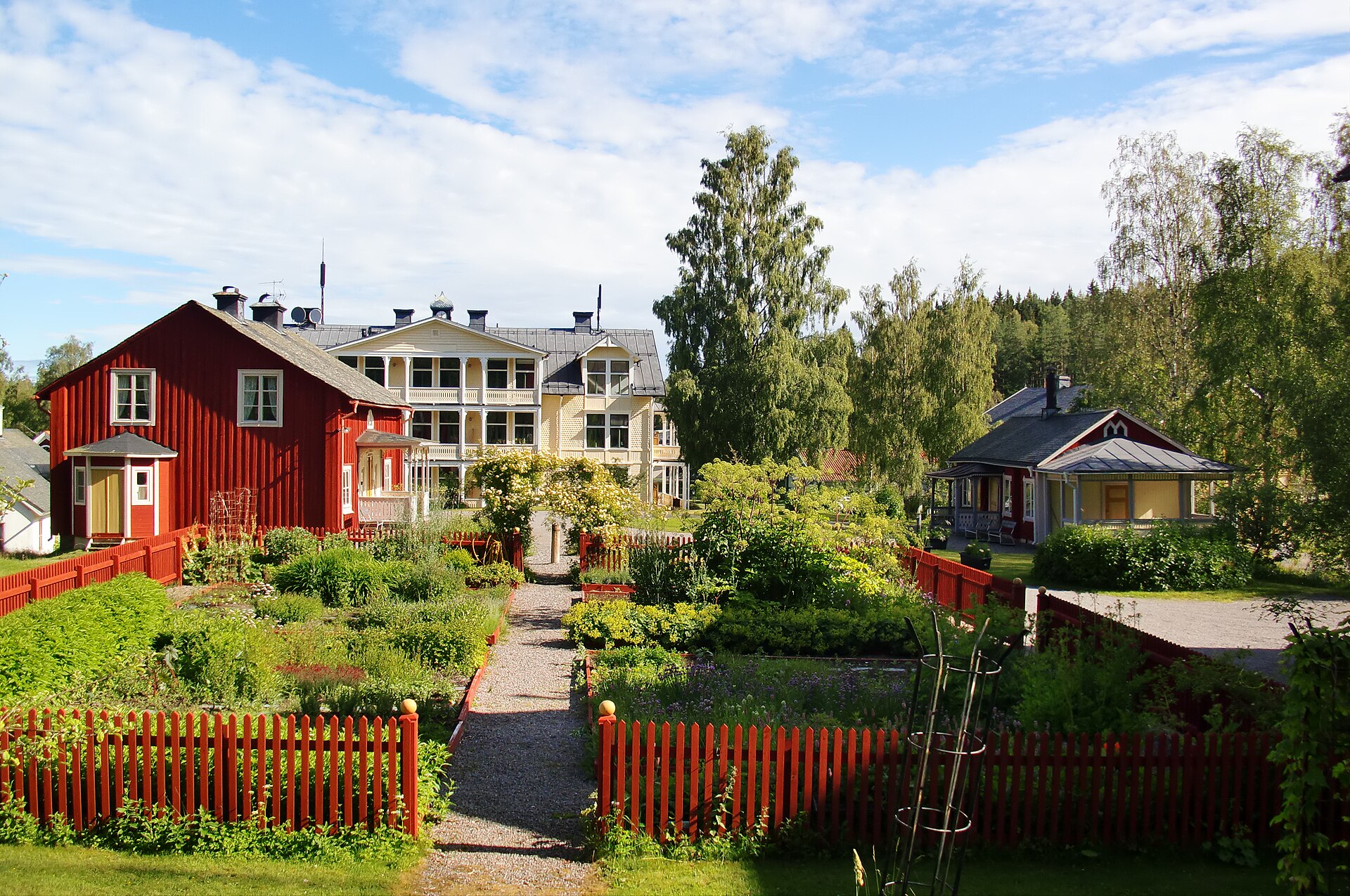 Trädgården vid Loka Brunn